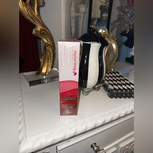 NIB Beautzilla B-Foxy Inner Thigh Firming Cream